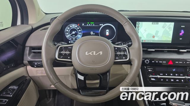 Kia Canival 2023 — photo 18