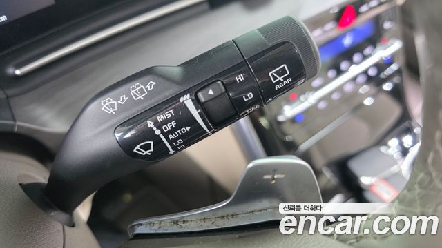 Kia Canival 2023 — photo 27