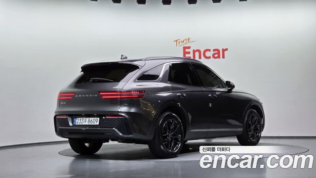 Genesis GV70 2021 — photo 2