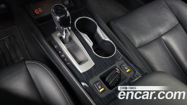 Nissan Altima 2018 — photo 12