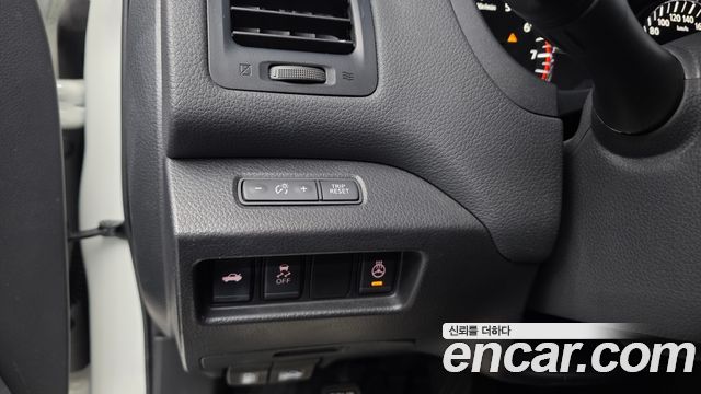 Nissan Altima 2018 — photo 32