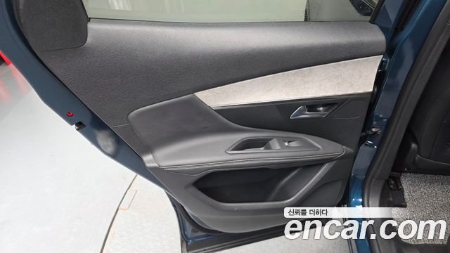 Peugeot 3008 2022 — photo 15