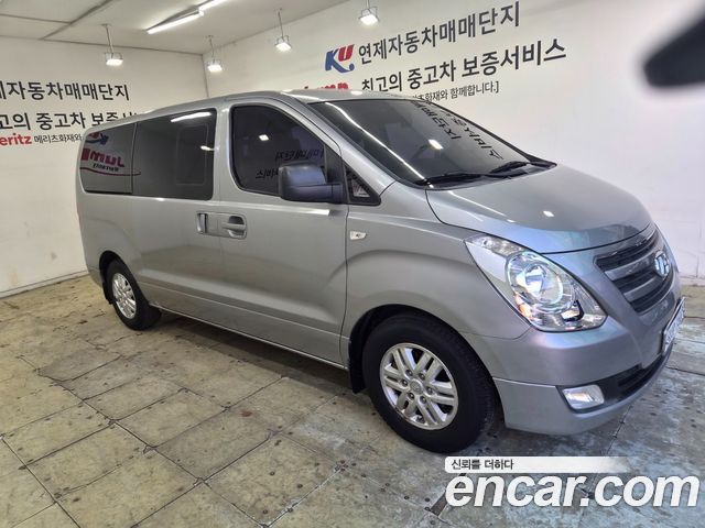 Hyundai Starex 2017 — photo 2