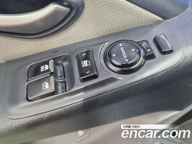 Hyundai Starex 2017 — photo 7