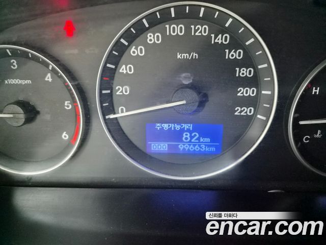 Hyundai Starex 2017 — photo 8