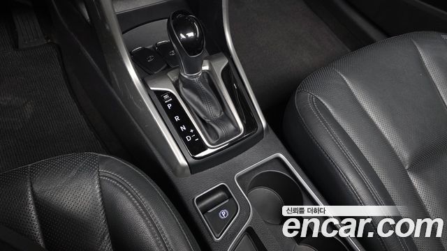 Hyundai i30 2016 — photo 12