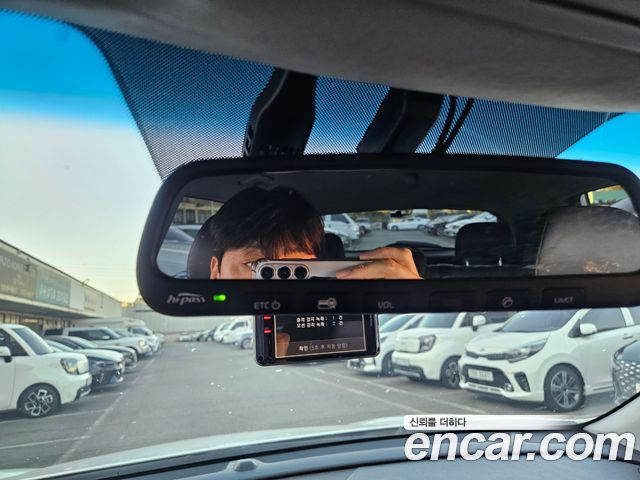 Kia Niro 2017 — photo 13