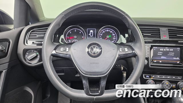 Volkswagen Golf 2015 — photo 13