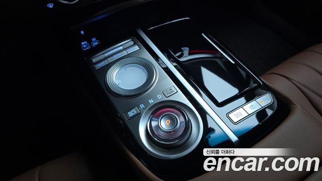Genesis G80 2022 — photo 12