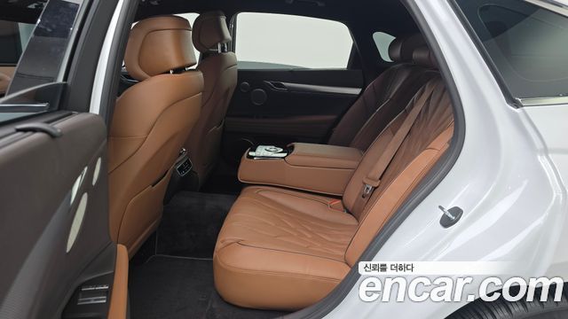 Genesis G80 2022 — photo 18