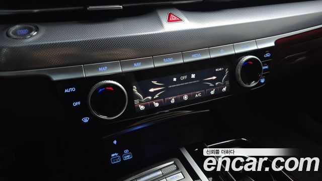 Genesis G80 2022 — photo 24