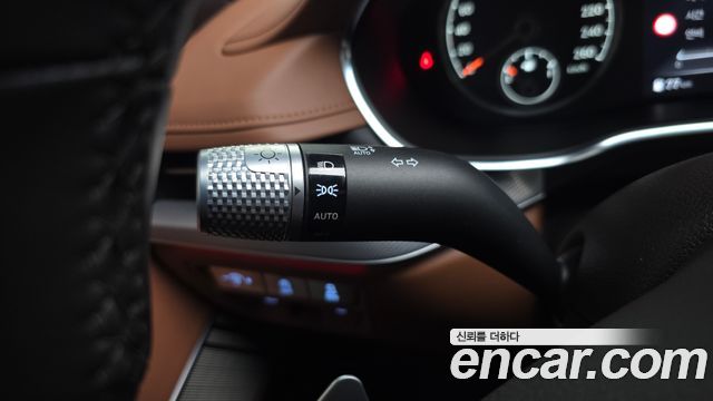 Genesis G80 2022 — photo 26