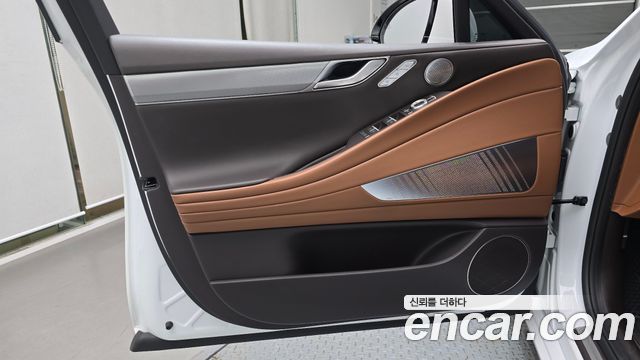 Genesis G80 2022 — photo 14