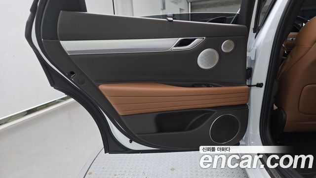 Genesis G80 2022 — photo 15