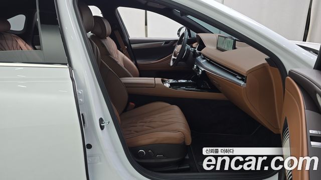 Genesis G80 2022 — photo 16
