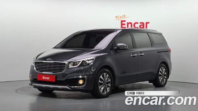 Kia Canival 2015 — photo 1
