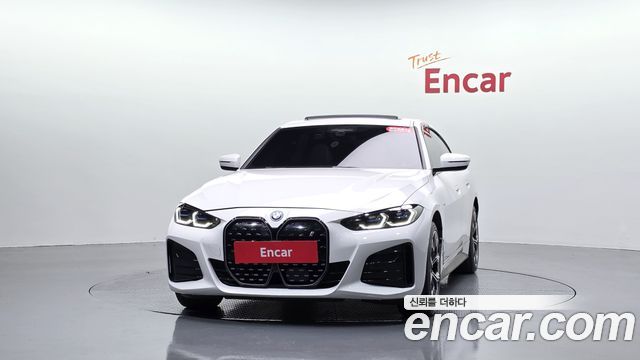 BMW i4 2023 — photo 3