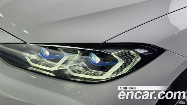 BMW i4 2023 — photo 8