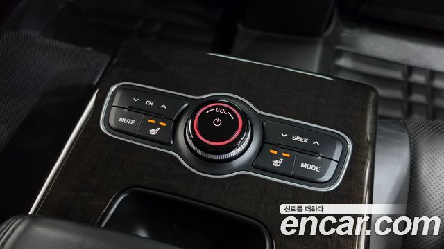 Kia K7 2014 — photo 19