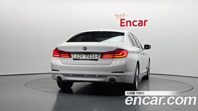 BMW 5-Series 2019 — photo 4