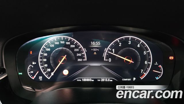 BMW 5-Series 2019 — photo 11