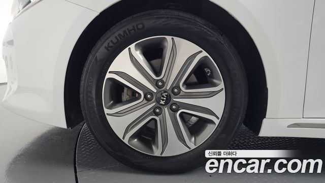 Kia K5 2016 — photo 5