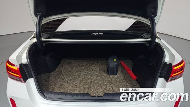 Kia K5 2016 — photo 26
