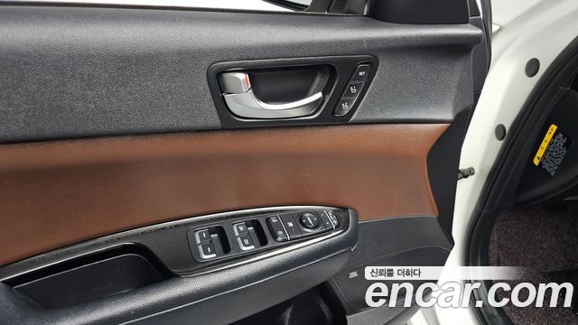 Kia K5 2016 — photo 29