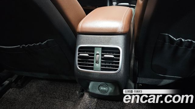 Kia K5 2016 — photo 31