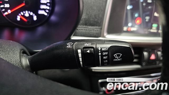 Kia K5 2016 — photo 33