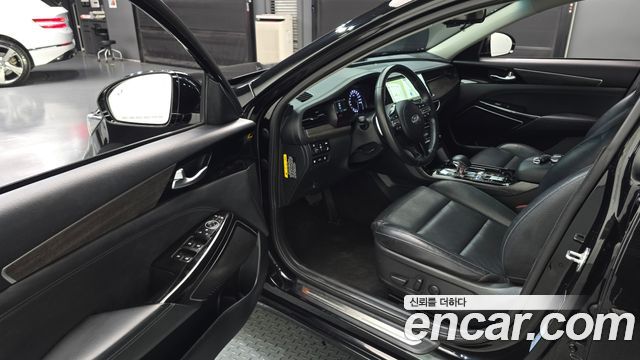 Kia K7 2020 — photo 13