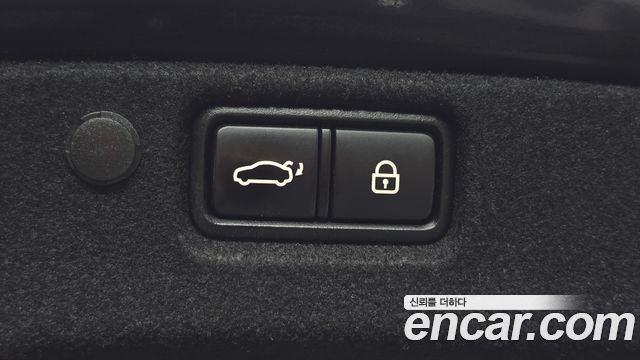 Kia K7 2020 — photo 25