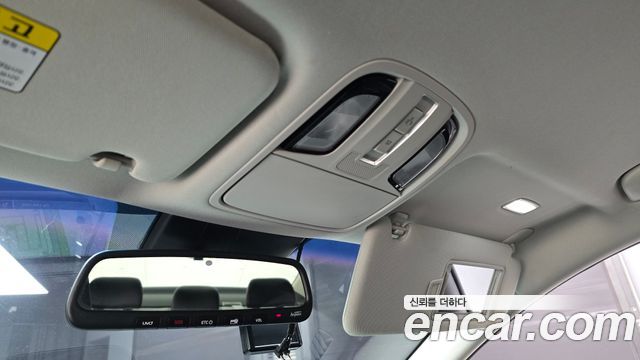 Kia K7 2020 — photo 28