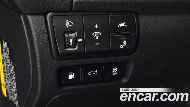 Kia K7 2020 — photo 30