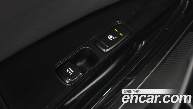Kia K7 2020 — photo 34