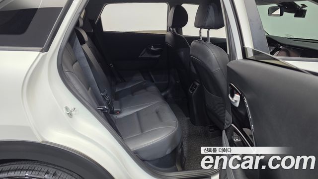 Kia Niro 2022 — photo 12