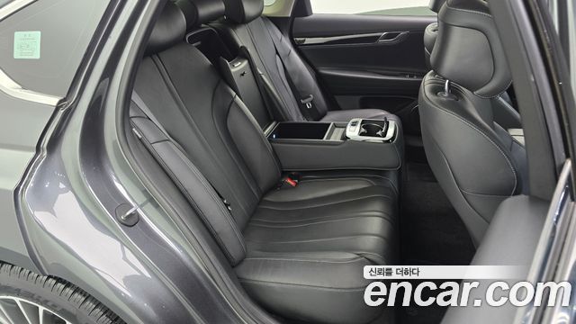 Genesis G80 2021 — photo 17