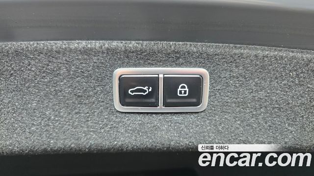 Genesis G80 2021 — photo 33