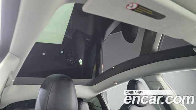 Tesla Model Y 2022 — photo 21