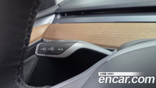 Tesla Model Y 2022 — photo 24