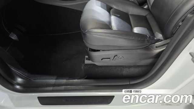 Tesla Model Y 2022 — photo 26