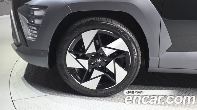 Hyundai Kona 2023 — photo 5