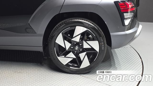 Hyundai Kona 2023 — photo 7
