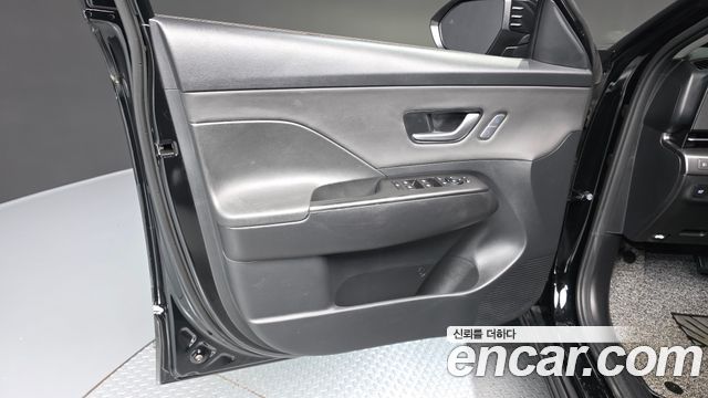 Hyundai Kona 2023 — photo 14