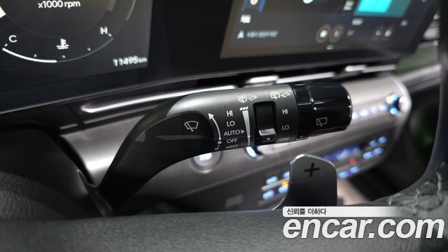 Hyundai Kona 2023 — photo 28