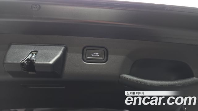 Hyundai Kona 2023 — photo 33