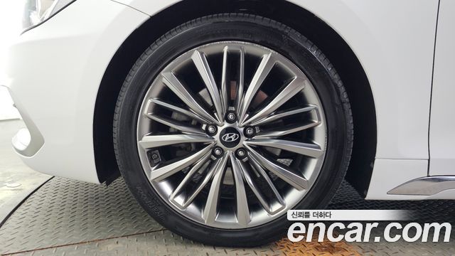 Hyundai Grandeur 2017 — photo 5