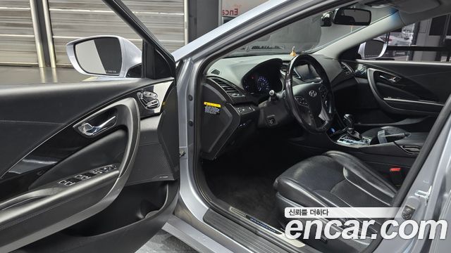 Hyundai Grandeur 2015 — photo 10