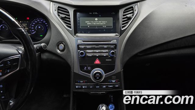 Hyundai Grandeur 2015 — photo 14