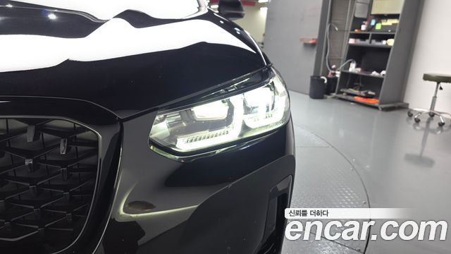 BMW X4 2025 — photo 8